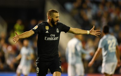 大象体育动态-B费点球冷静推射